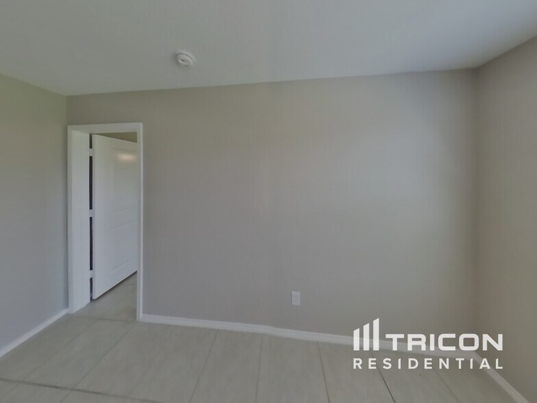 Building Photo - 8424 Fawn Creek Dr