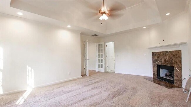 Building Photo - 5055 Mallory Ct