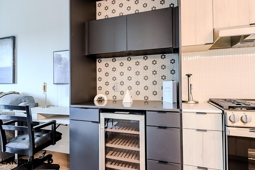 Building Photo - 2623 Keene St