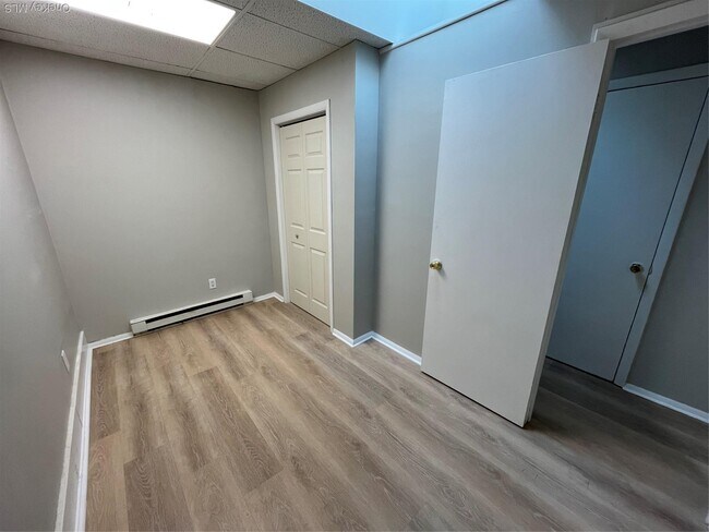 Building Photo - 201 Main St