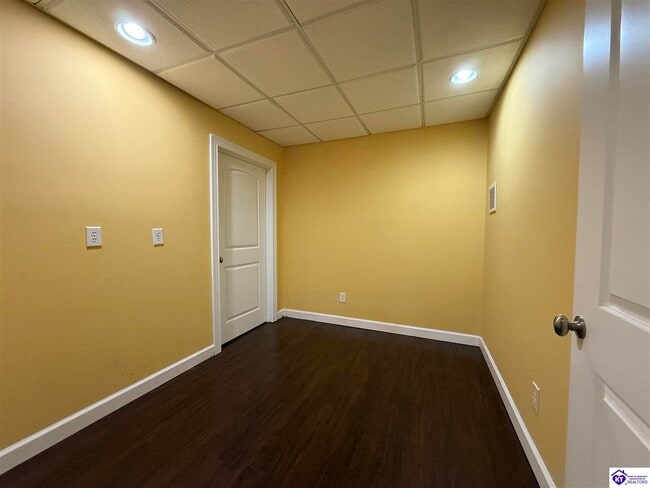 Building Photo - 107 Rhinestone Ct
