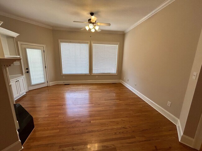 Building Photo - Executive Rental in West Rome $2,595