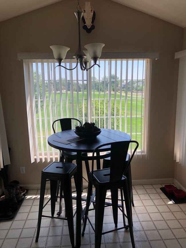 Building Photo - 2 Bed 2 Bath Broomfield Condo, Available July!