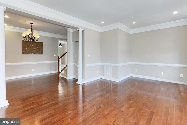 Building Photo - 2022 N Culpeper St