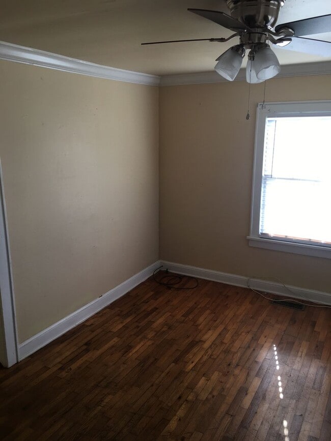 Building Photo - 2/1 Cottage in Shannon $1,095