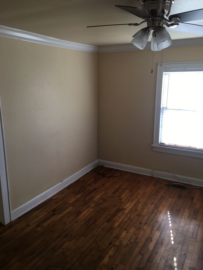 Building Photo - 2/1 Cottage in Shannon $1,100