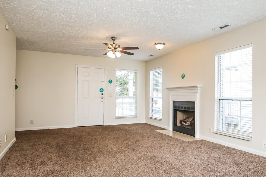 Building Photo - 3508 Glenfalls Dr