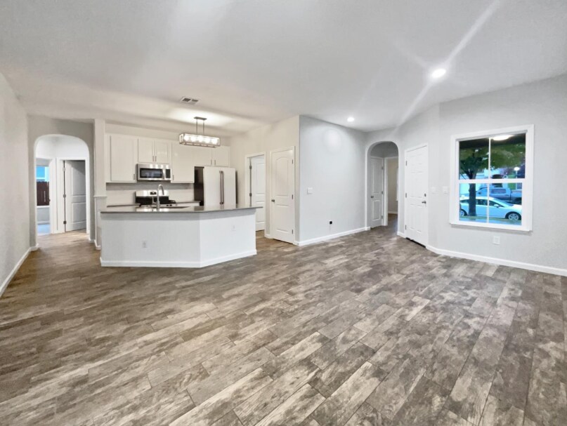 Building Photo - 7525 Muirfield Way