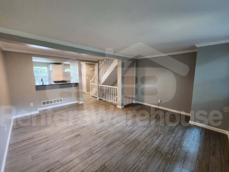 Building Photo - 846 Regal Path Ln