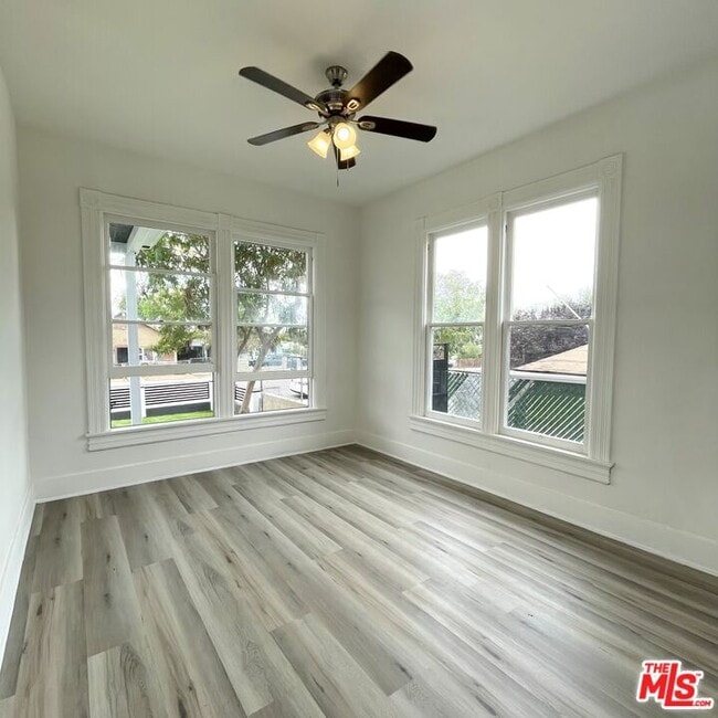 Building Photo - 1224 Lincoln St