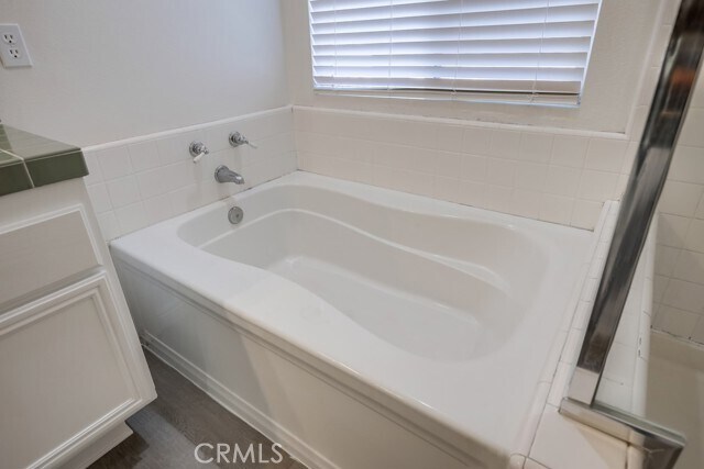 Building Photo - 321 N Riley Ct