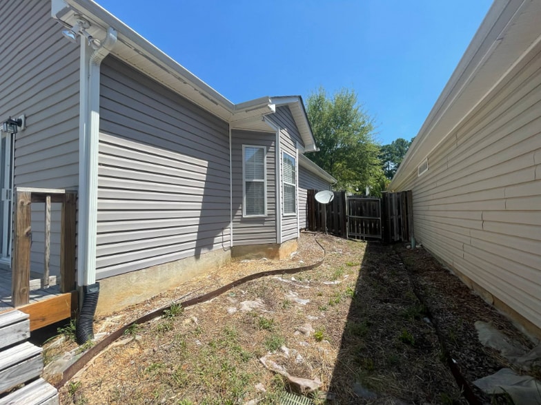 Building Photo - 170 Preston Green Dr