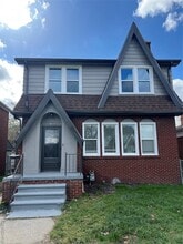 Building Photo - 16157 Linwood St