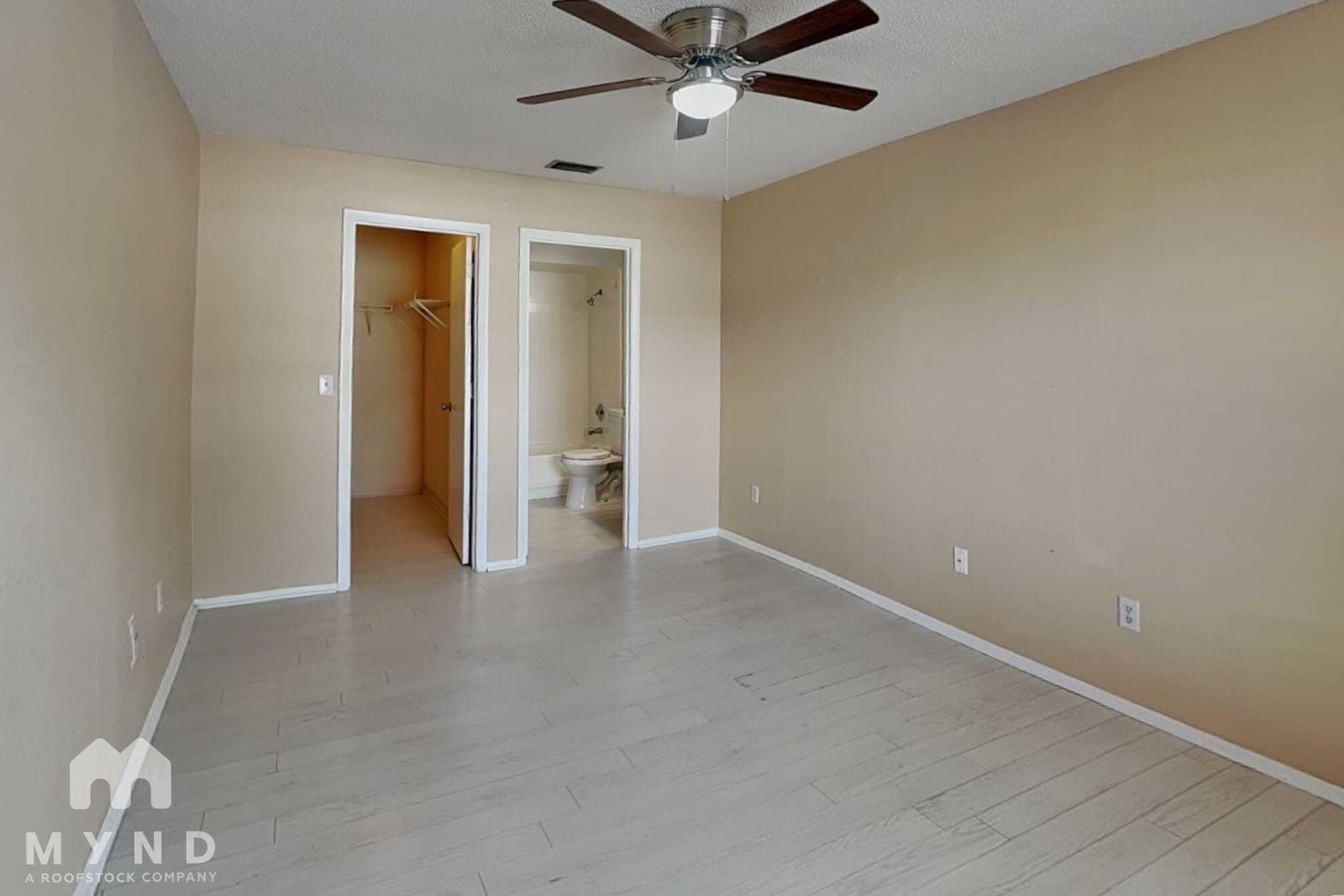 Building Photo - 107 Northlake Dr