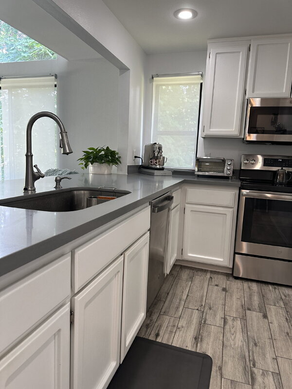 Building Photo - 11818 NE 105th Ct