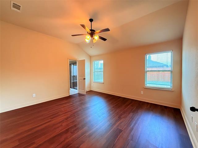 Building Photo - 2106 Danibelle Dr