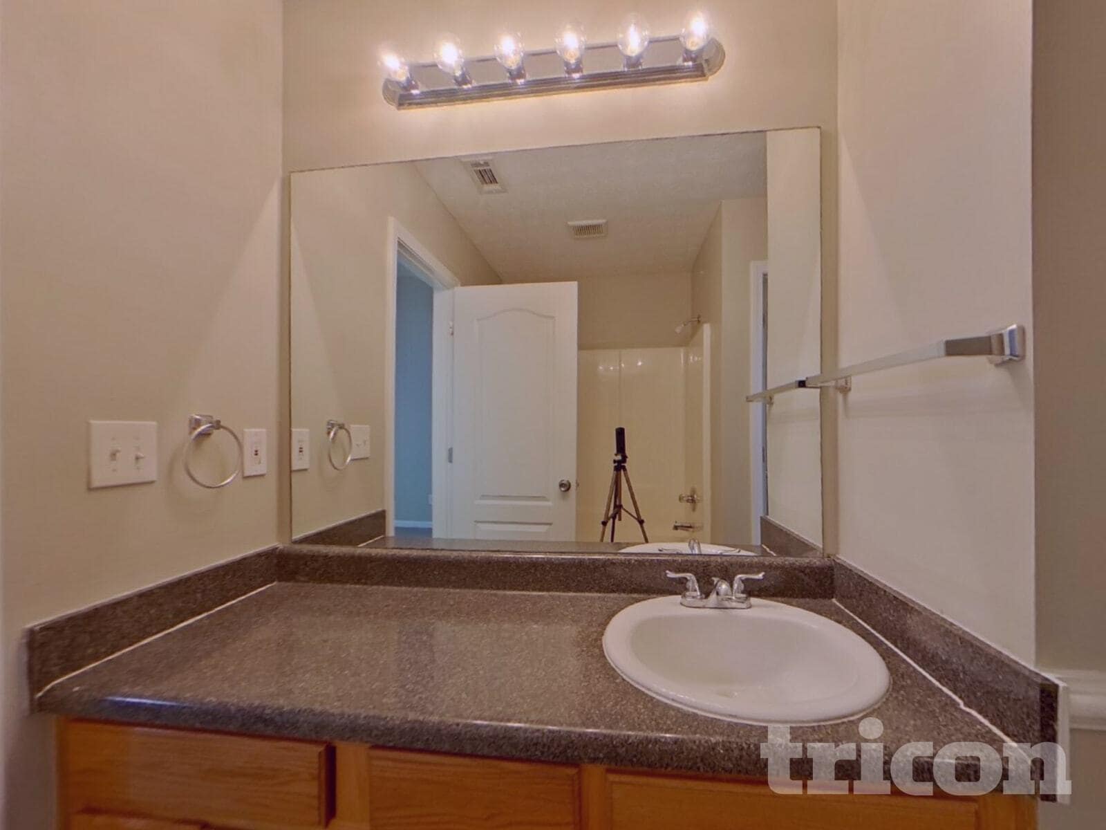Building Photo - 80 Tinsley Cir