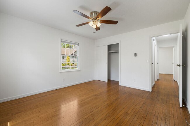 Building Photo - Chiles Avenue