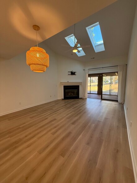 Open Living Room - 5935 Inland Greens Dr