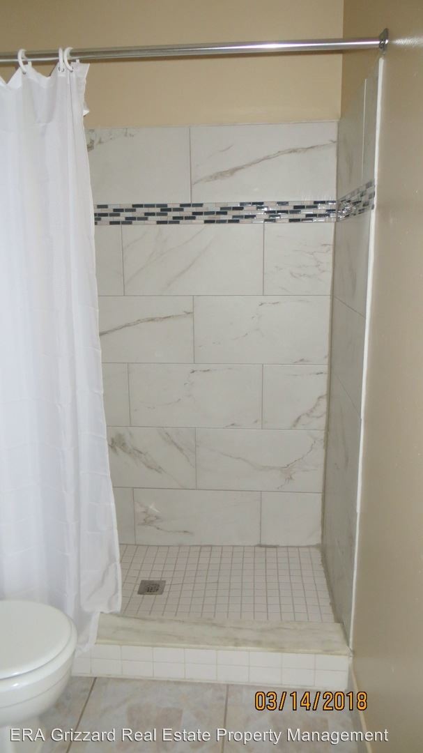 Building Photo - 3 br, 2 bath House - 429 Sheoah Blvd Apt 8