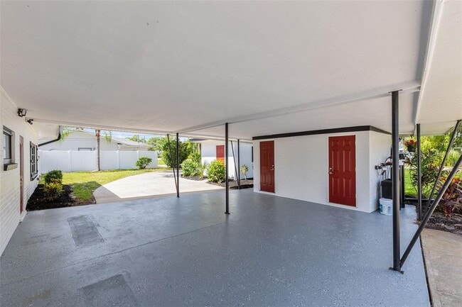 Building Photo - 35614 Cedar Ln