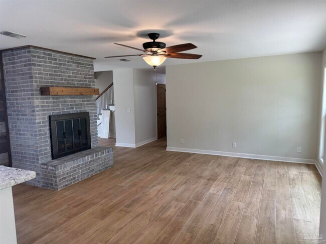 Building Photo - 7866 Apollo Dr