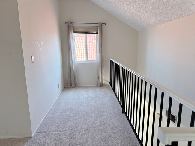 Building Photo - 1714 Del Mar Ave
