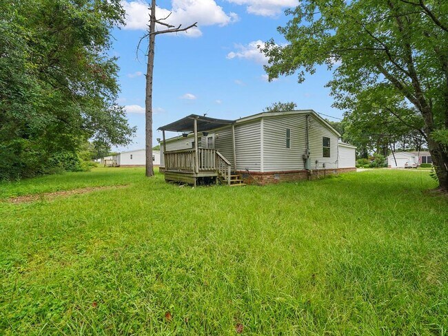 Building Photo - 16548 Desert Star Dr