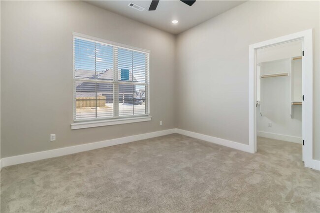 Building Photo - 500 Apollo Dr