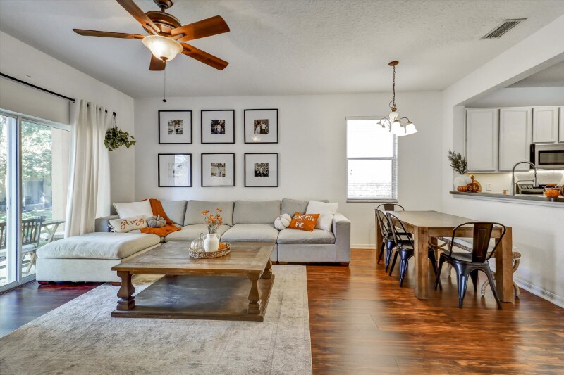 Building Photo - 2761 Retreat View Cir