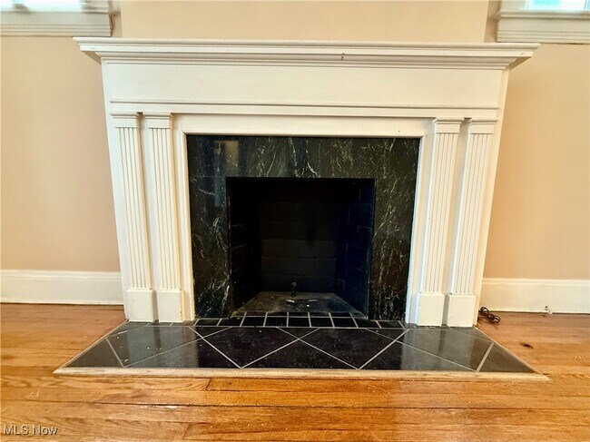 Building Photo - 1208 St Charles Ave