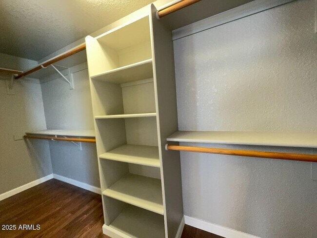 Building Photo - 4933 Los Reyes Dr