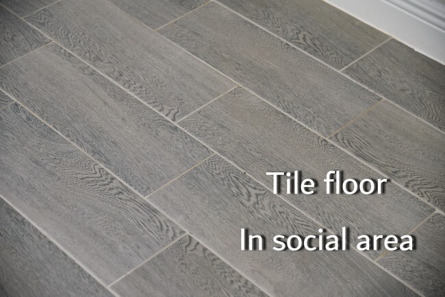 Building Photo - 5046 Van Fleet St