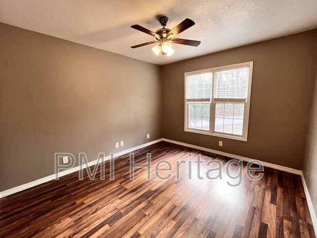 Building Photo - 95 Bassingham Dr