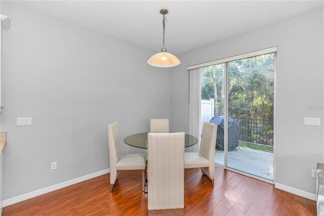 Building Photo - 540 Pinebranch Cir