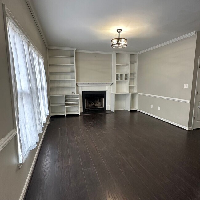 Building Photo - Charming 4BR House in Clayton
