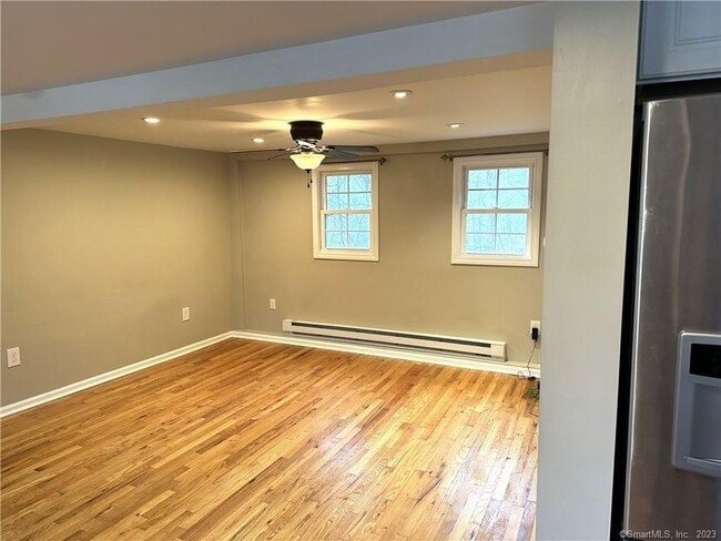 Building Photo - 11 Upper Malletts Ln