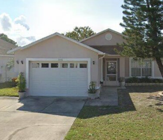 Building Photo - 2888 Woodruff Dr