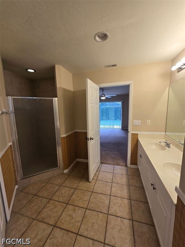 Building Photo - 5309 Sands Blvd