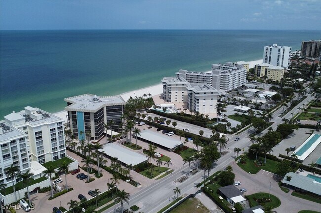 Building Photo - 3399 Gulf Shore Blvd N