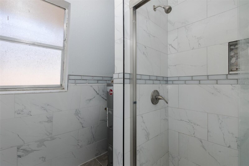 Building Photo - 5752 Virginia Ave