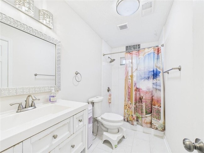 Building Photo - 4060 Brooks Bridge Crossing