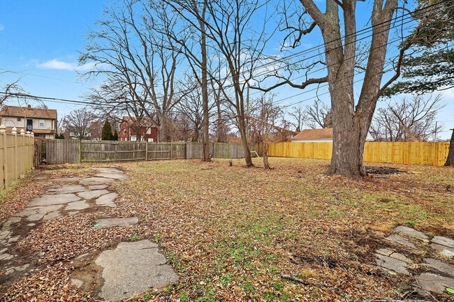 Building Photo - Detroit - Morningside