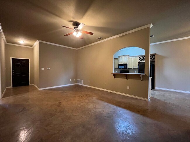 Building Photo - 3045 Breton St