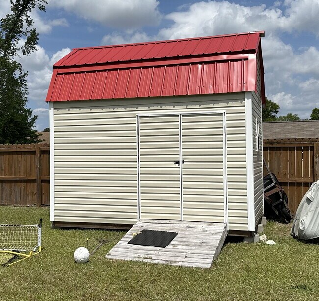 Building Photo - 312 S Brandon Way