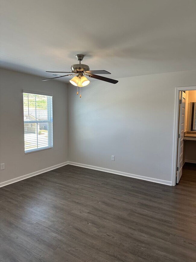Building Photo - Pre-Leasing Now! Charming 3-Bedroom, 2.5-Bath Home in Cullman — Available Soon
