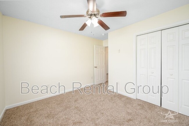 Building Photo - 170 Woodland Pk Lp