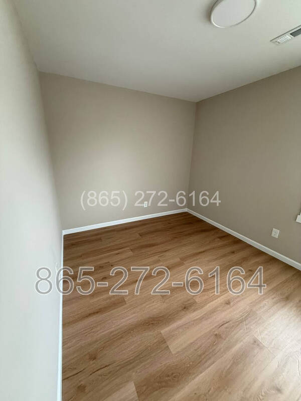 Building Photo - 3536 Old Valley View Dr