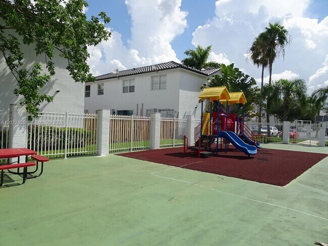 Building Photo - 5460 NW 107th Ave