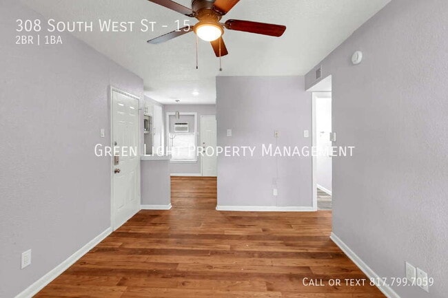 Building Photo - 308 S W St